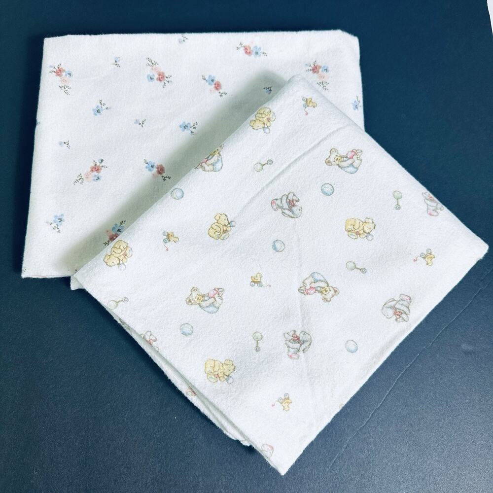 2 Carter’s Baby Receiving Blankets 100% Cotton 30x40 VTG Print Bears & Floral